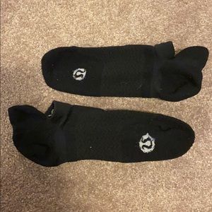 2/$15 - 🍋Lululemon - Black Socks